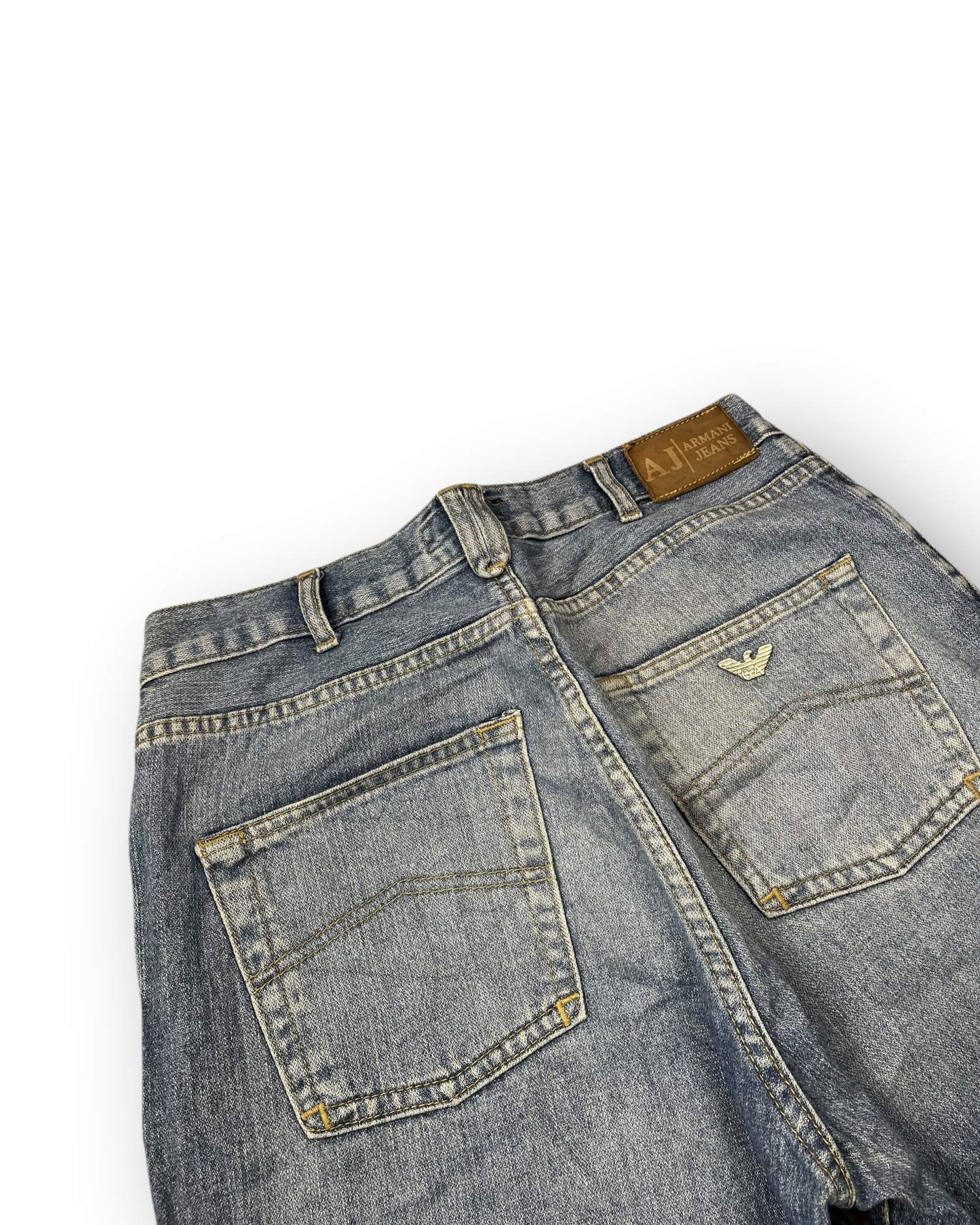 ARMANI JEANS (M)