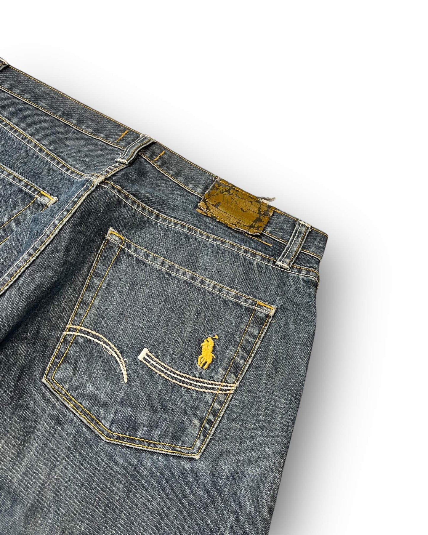 ARMANI JEANS (M)