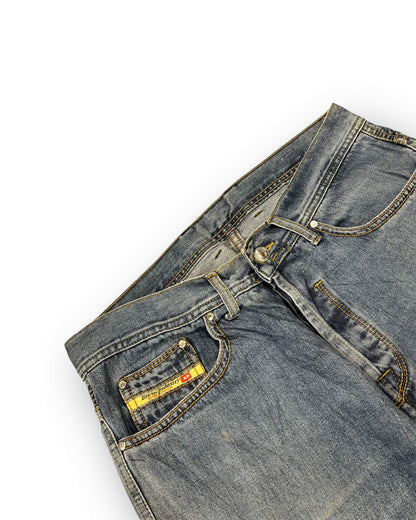 DIESEL JEANS (M)